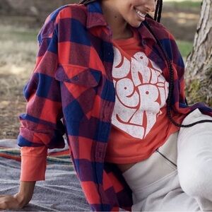 NWT AERIE LumberJane Flannel Button Down
SHIRT Oversized Holiday Red Plaid